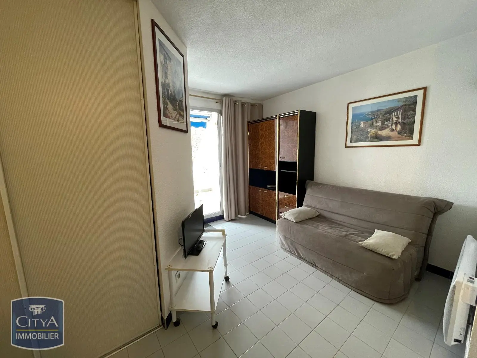 Photo 1 Appartement 1 pièce 24.61m²