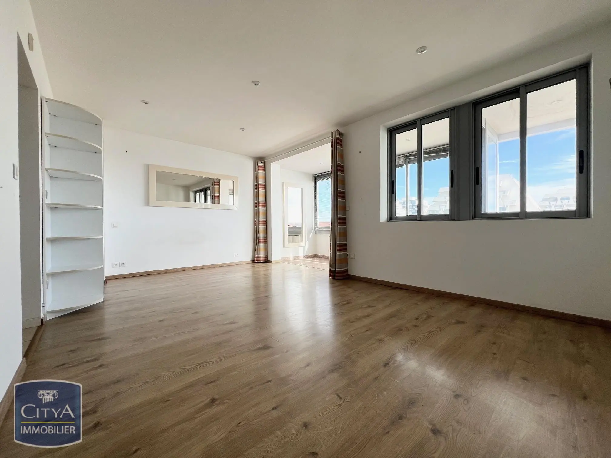 Photo 2 Appartement 1 pièce 36m²