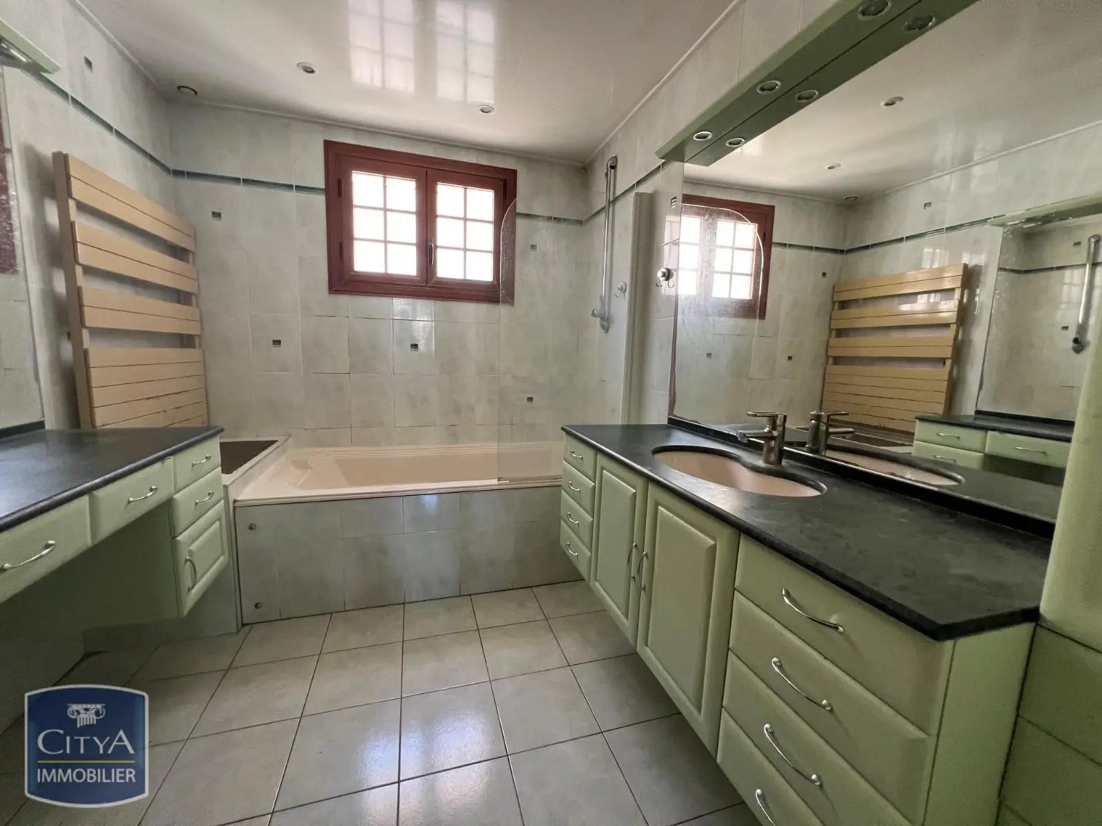 Photo 9 Maison 6 pièces 174m²