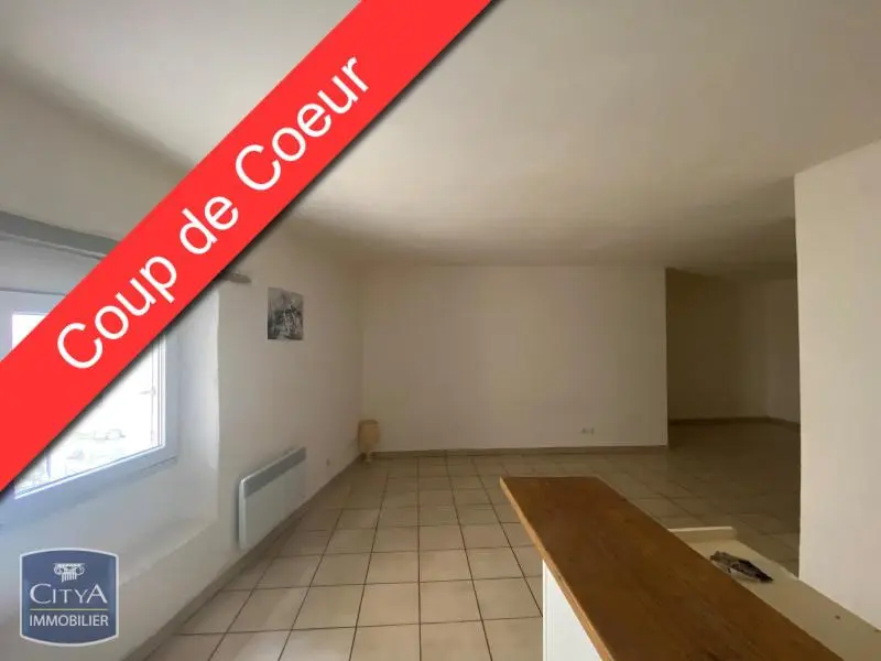Photo 2 Appartement 1 pièce 30.27m²