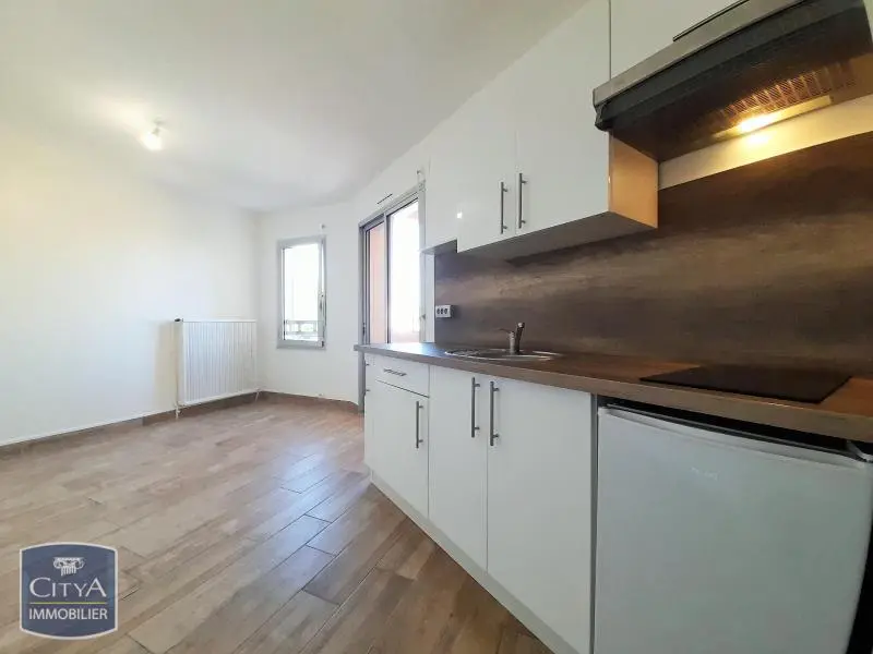 Photo 2 Appartement 1 pièce 19m²