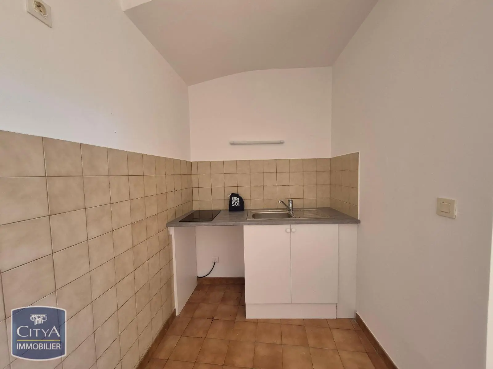 Photo 2 Appartement 1 pièce 17.07m²