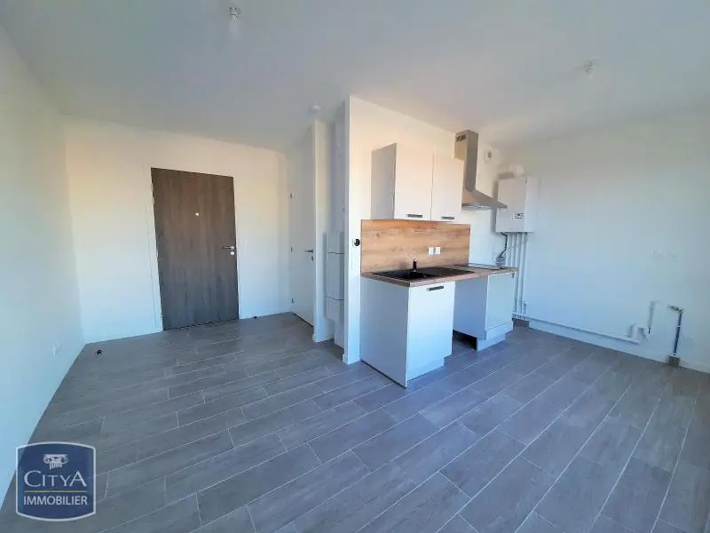 Photo 1 Appartement 1 pièce 22.8m²