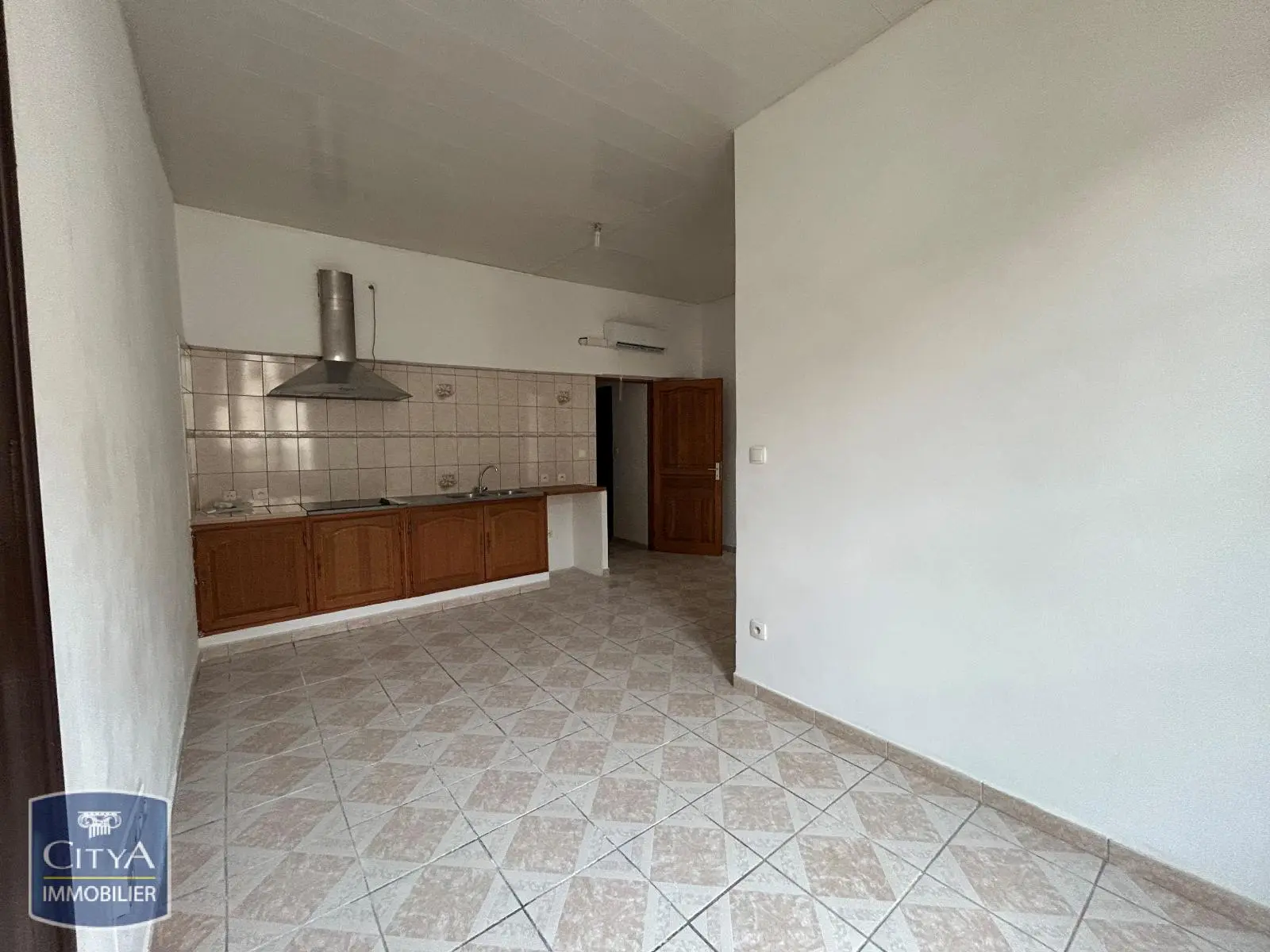 Photo 2 Appartement 1 pièce 28.43m²