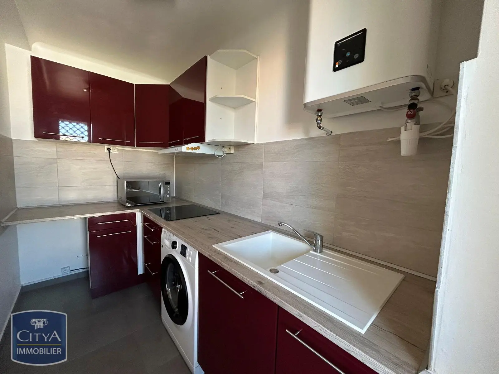 Photo 1 Appartement 1 pièce 24.5m²