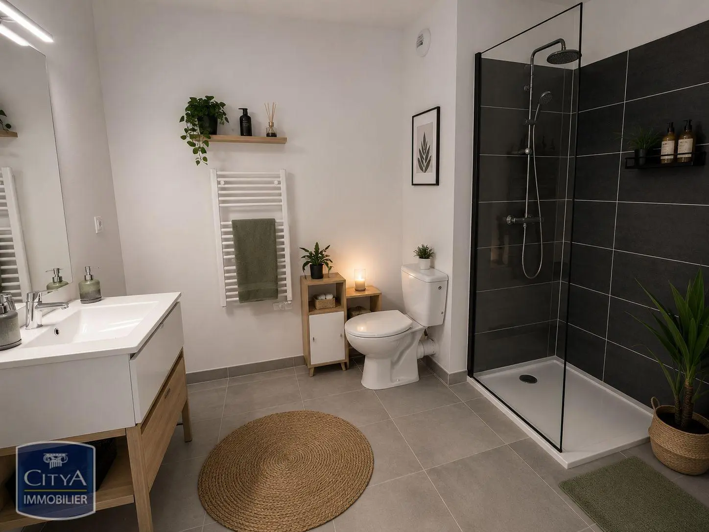 Photo 2 Appartement 1 pièce 28.01m²