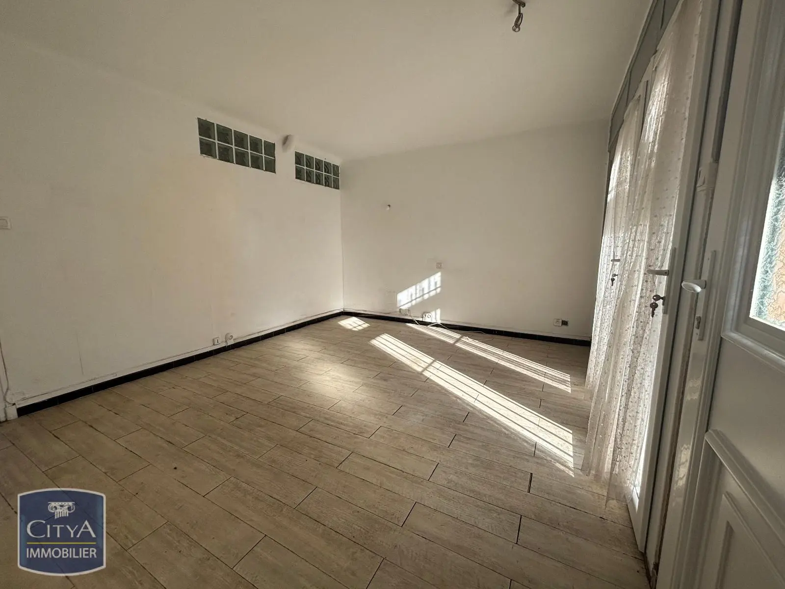 Photo 3 Appartement 1 pièce 27.62m²
