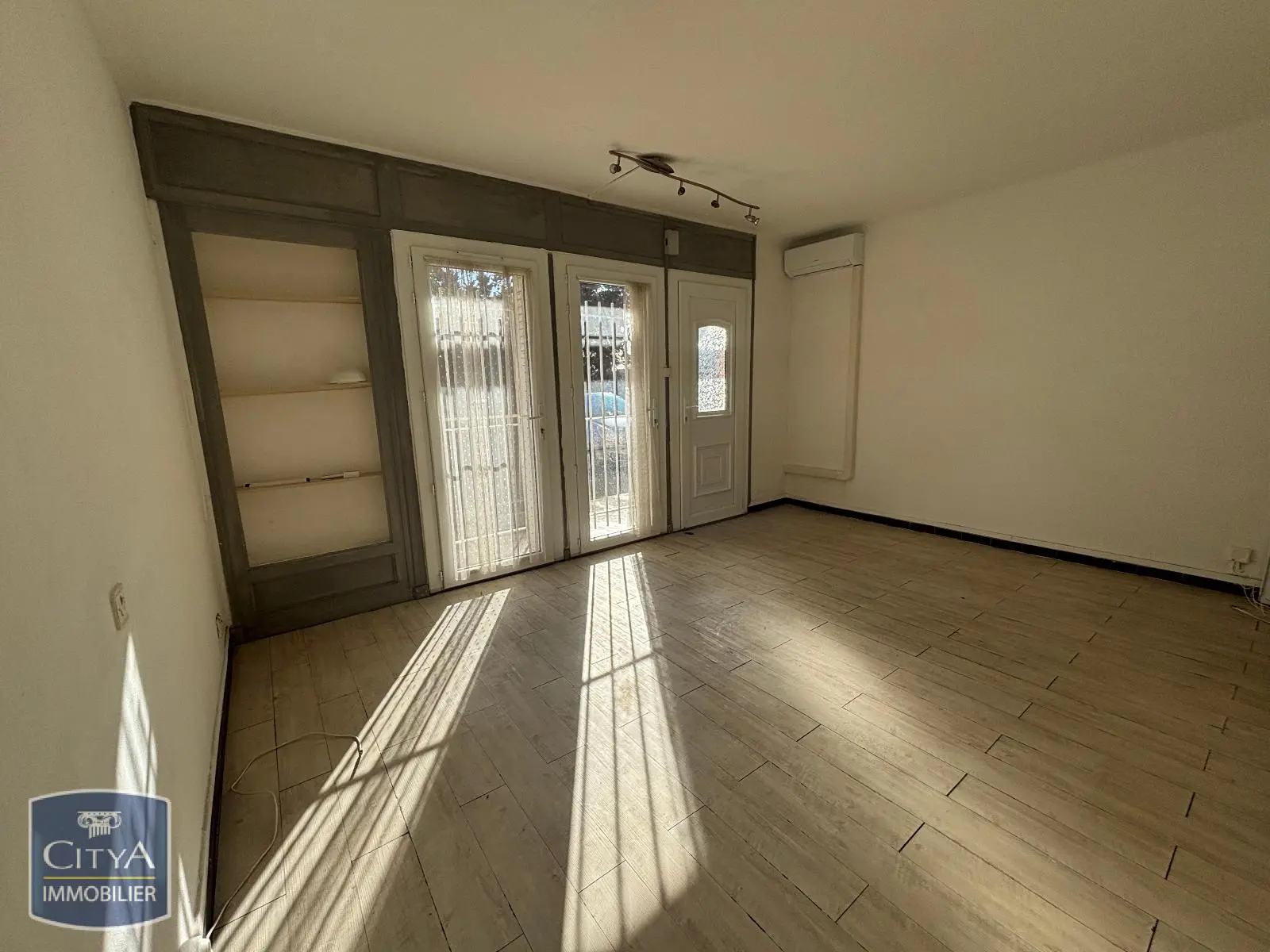 Photo 1 Appartement 1 pièce 27.62m²