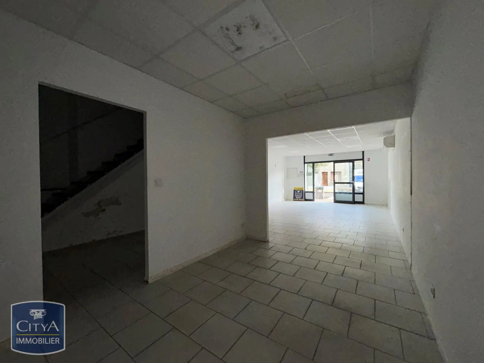 Photo 2 Local Commercial 127.15m²