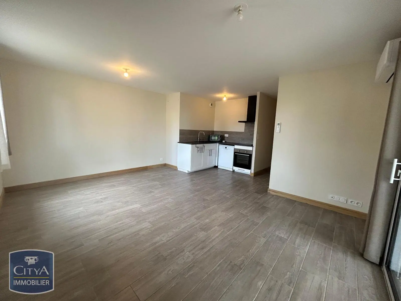 Photo 2 Appartement 3 pièces 58.58m²