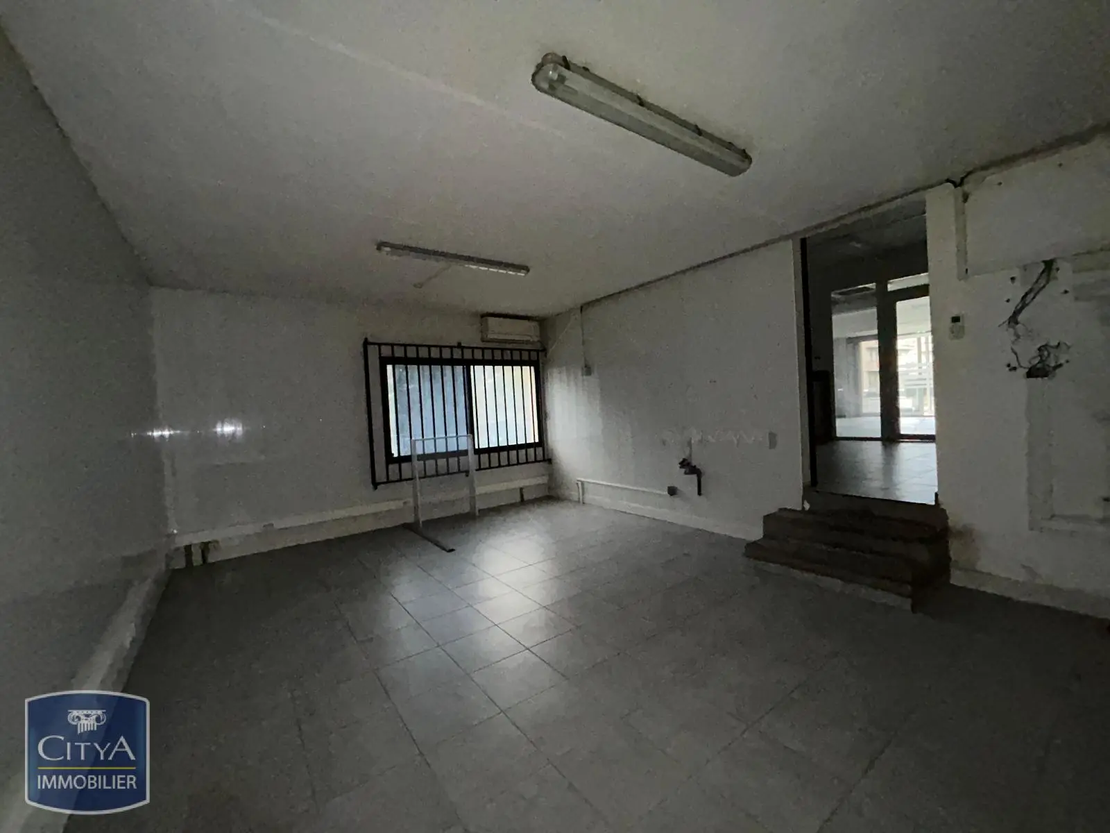 Photo 3 local commercial Carpentras
