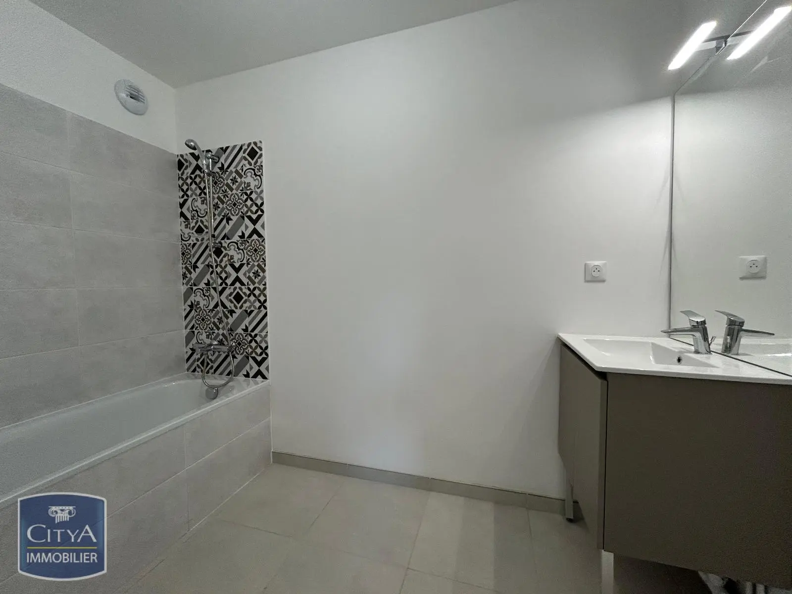 Photo 4 Appartement 4 pièces 84.01m²