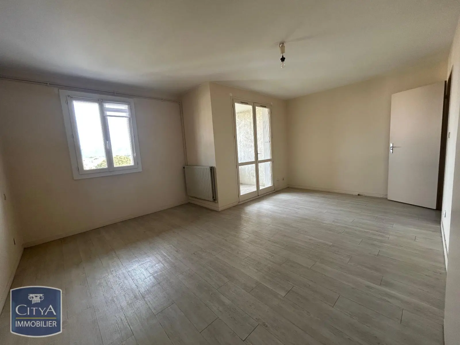 Photo 1 Appartement 1 pièce 30.99m²