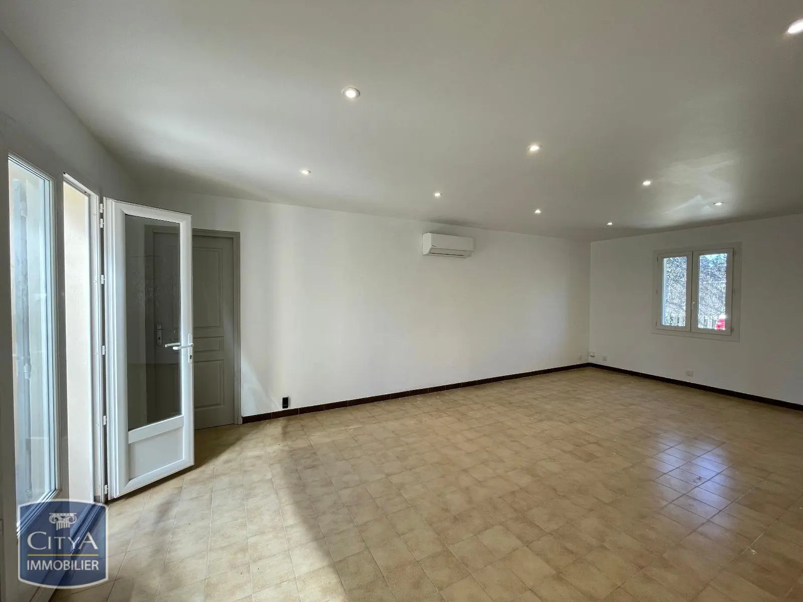 Photo 2 Maison 4 pièces 85.23m²