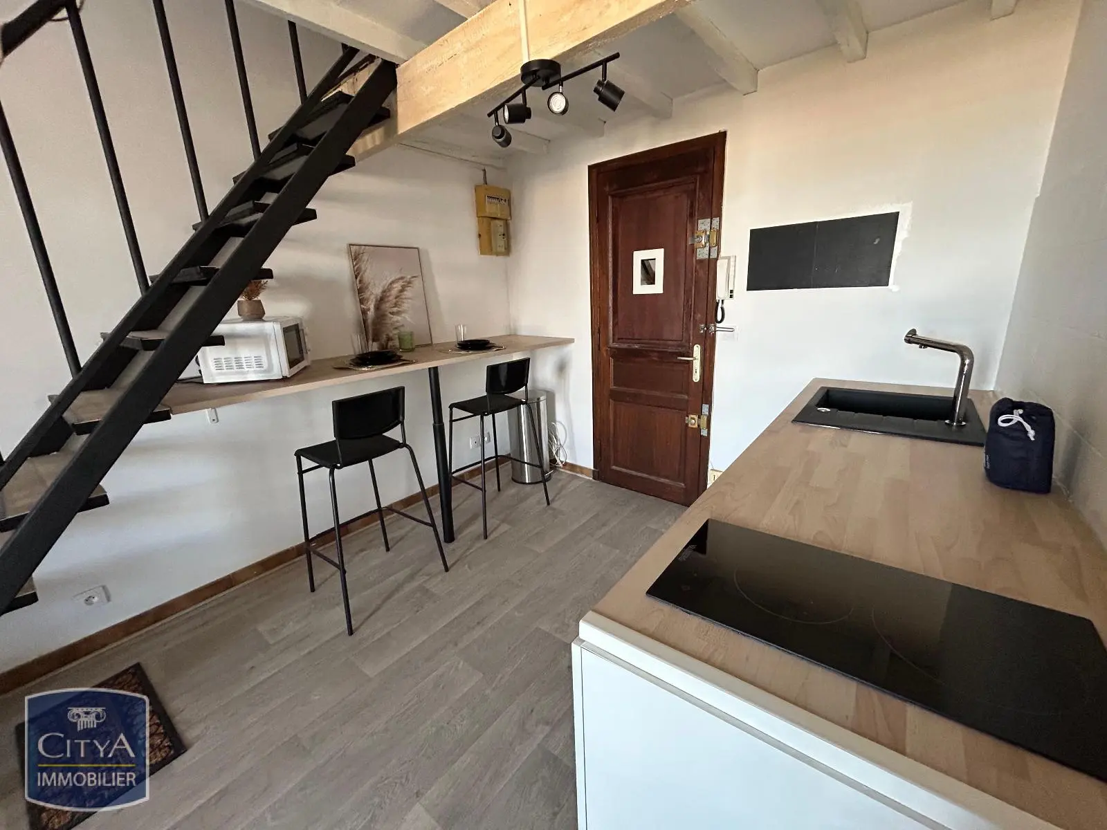 Photo 3 Appartement 1 pièce 32.4m²