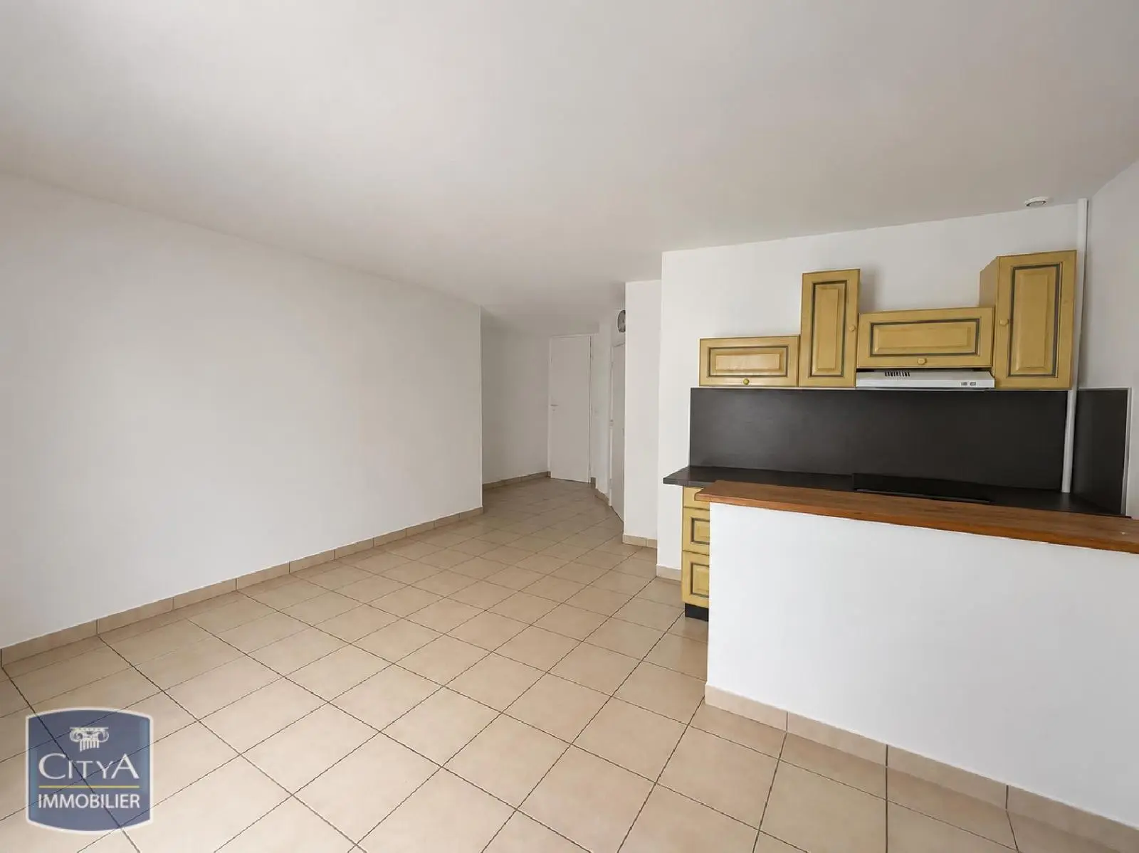 Photo 1 Appartement 1 pièce 30.27m²
