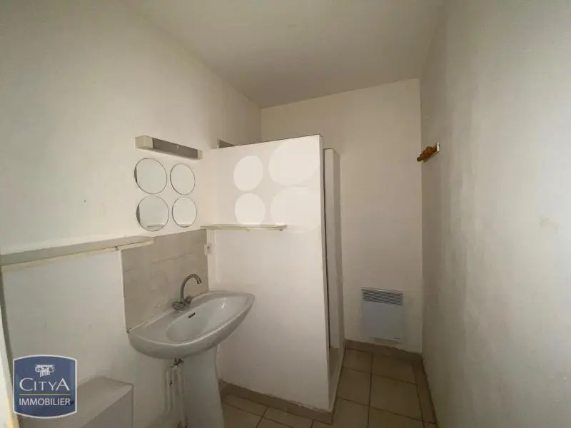 Photo 3 Appartement 1 pièce 30.27m²