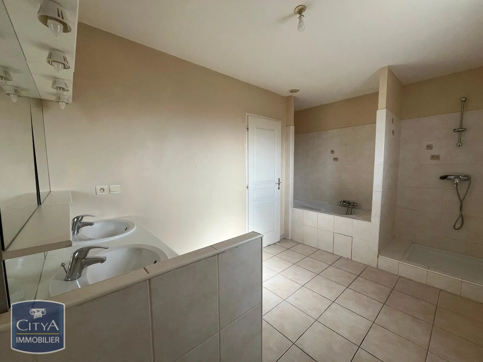 Photo 12 Maison 5 pièces 125m²