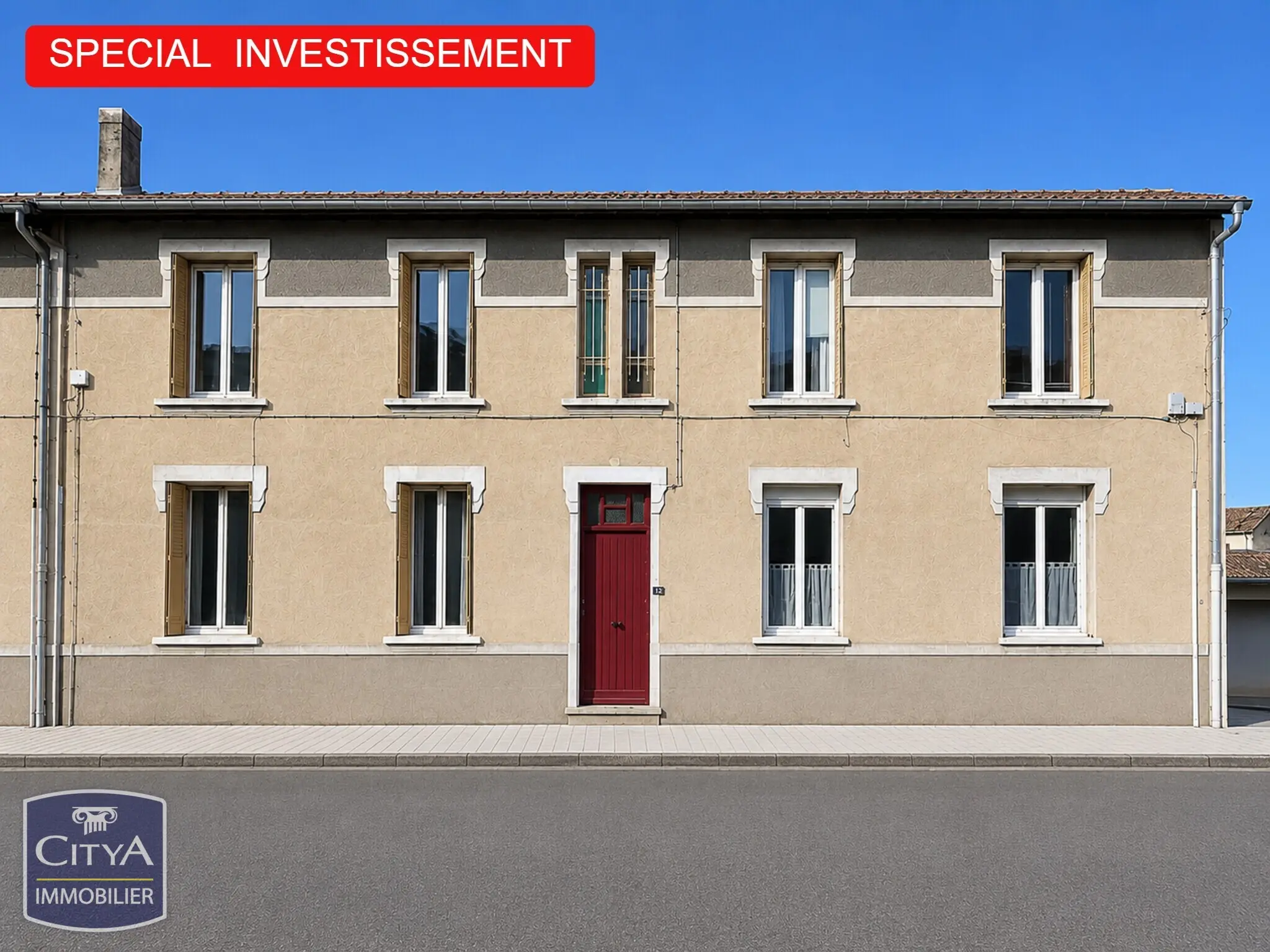 Photo 1 Immeuble 245m²