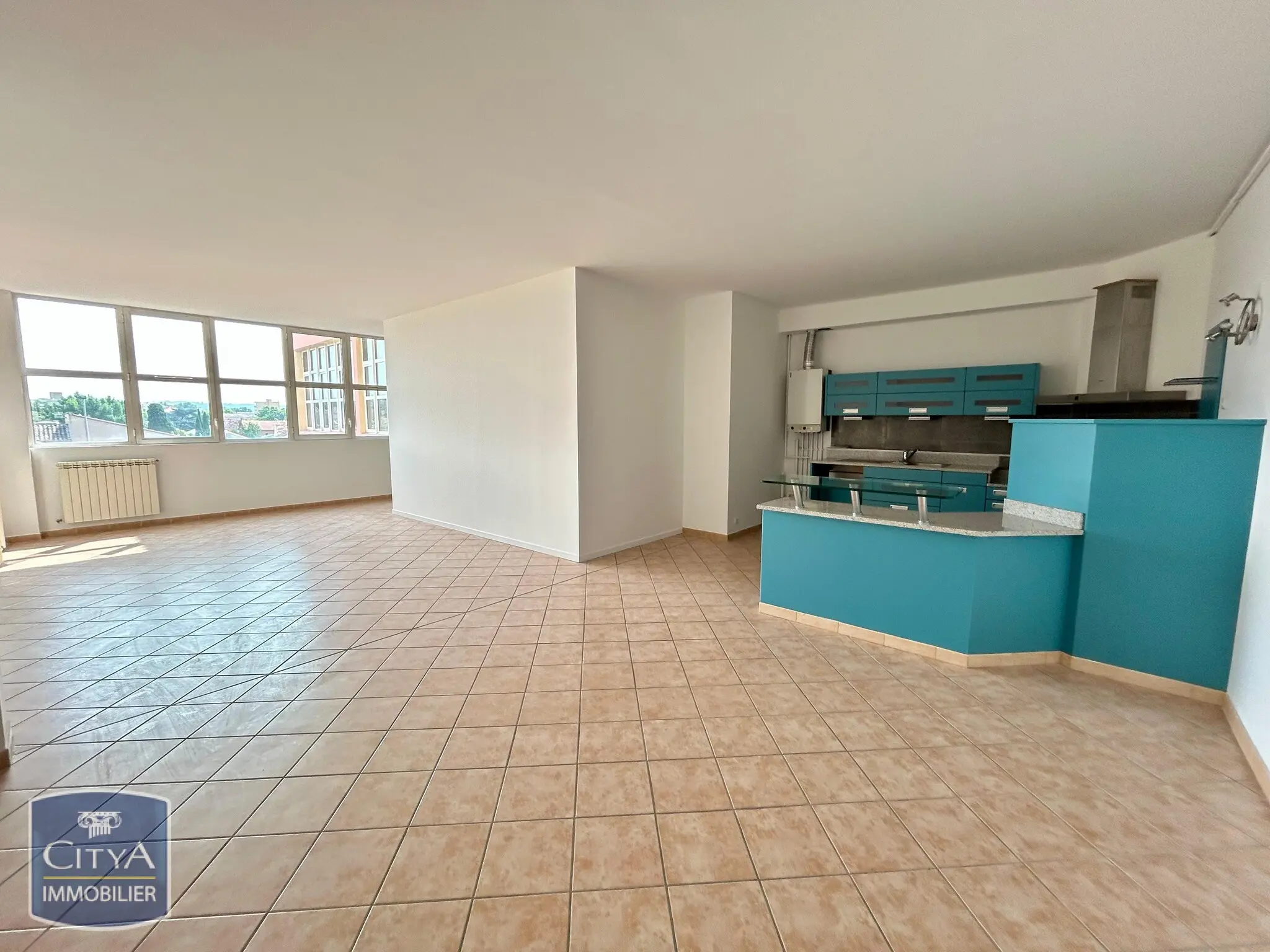 Photo 1 Appartement 4 pièces 147.7m²