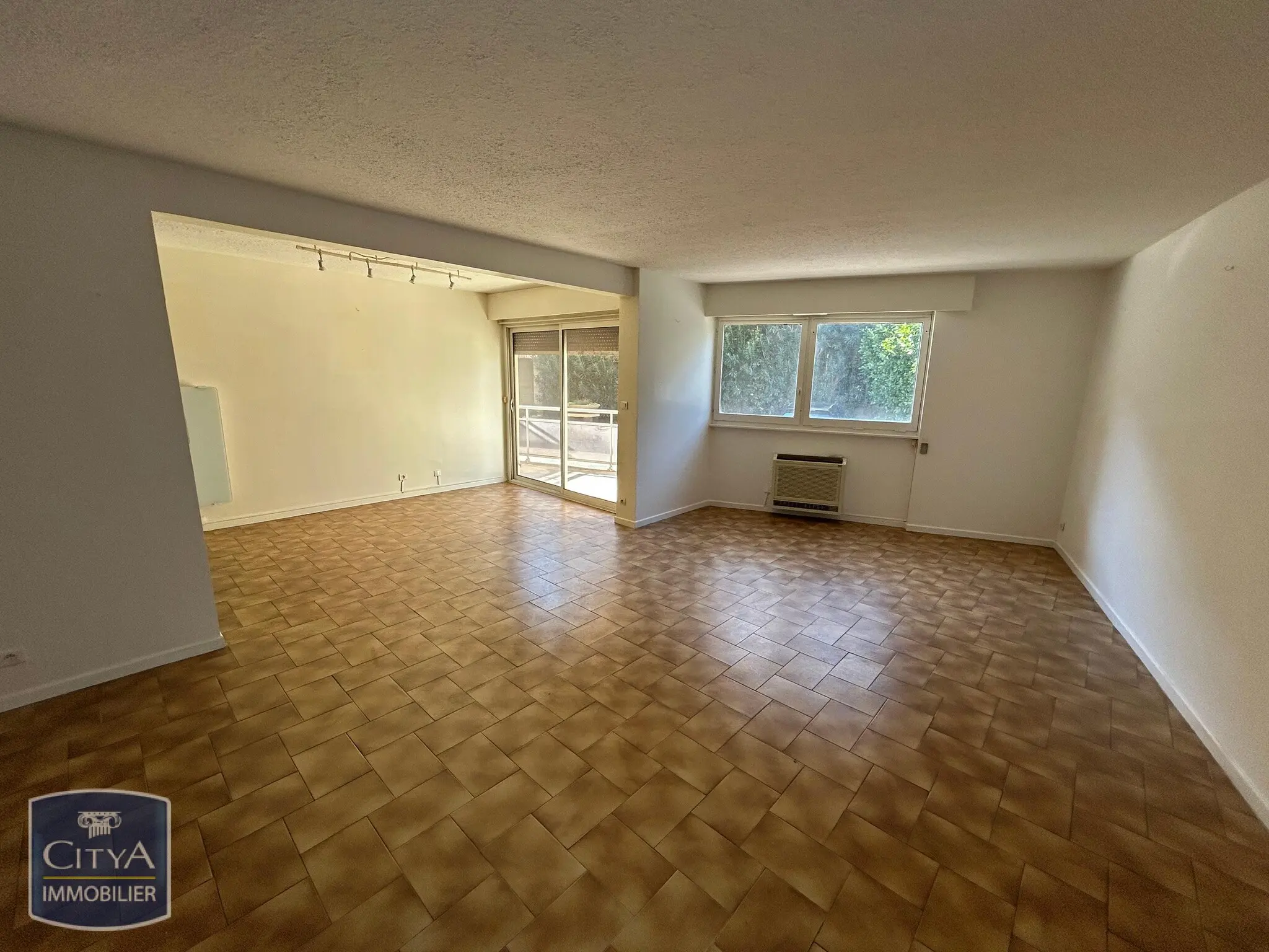 Photo 3 Appartement 4 pièces 99m²