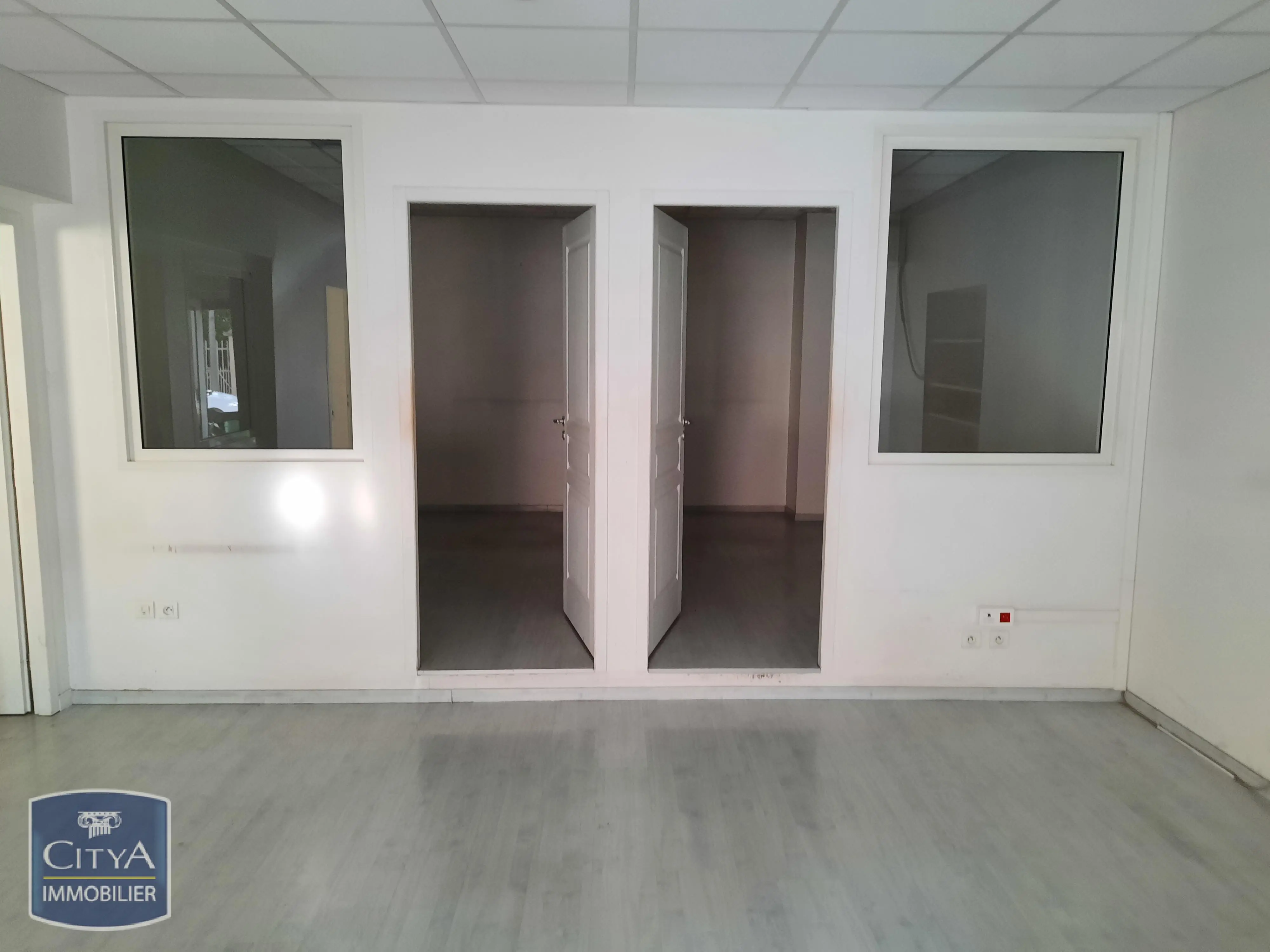 Photo 4 Immeuble 518m²
