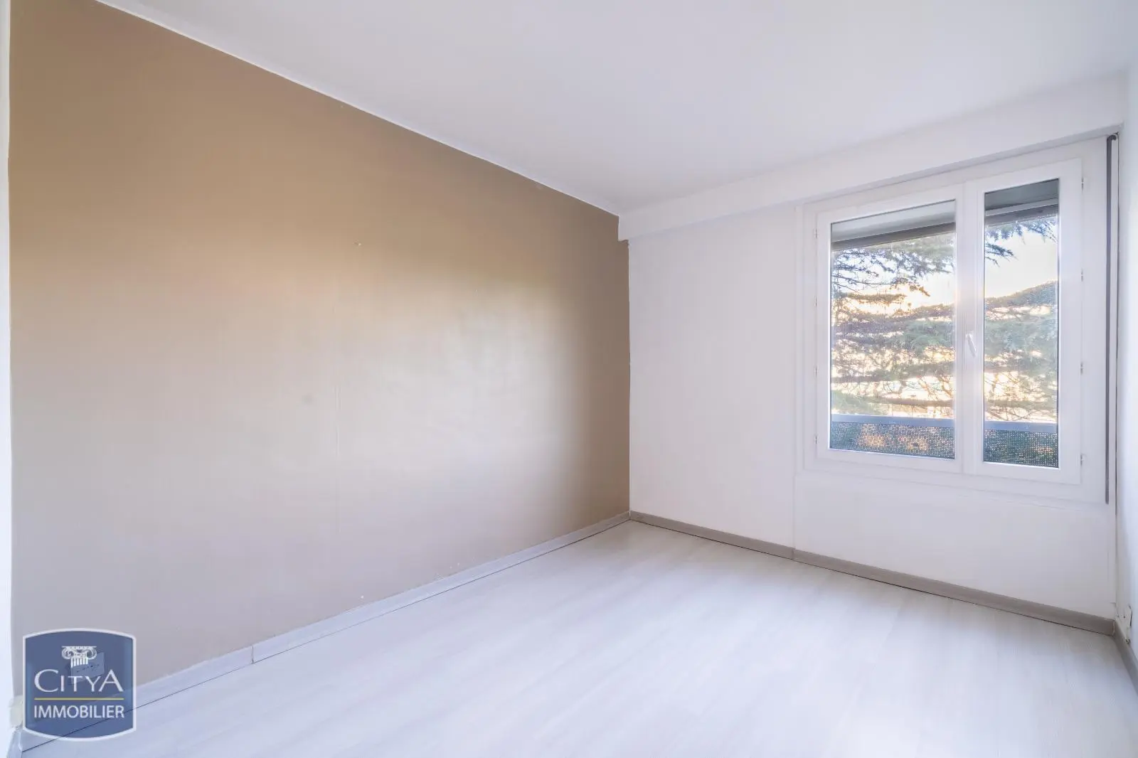 Photo 10 Appartement 4 pièces 80m²