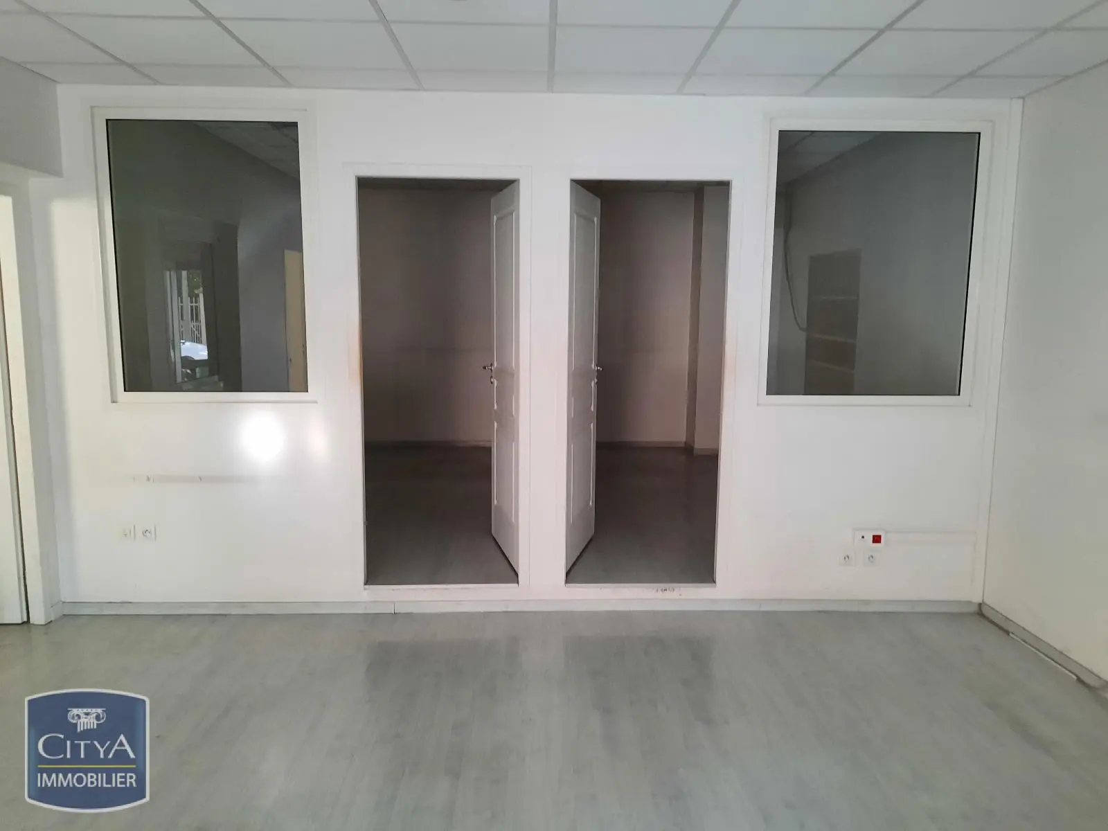 Photo 4 Immeuble 518m²