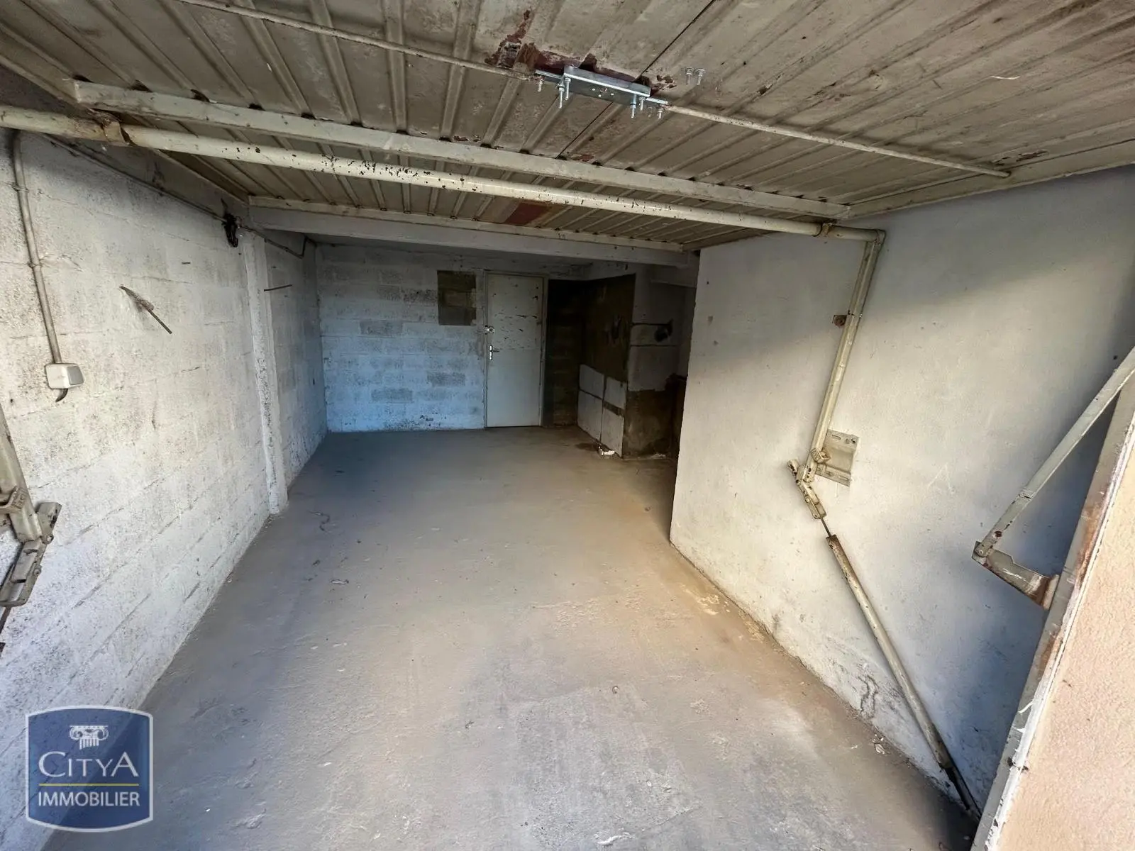 Photo 2 Parking 14m²