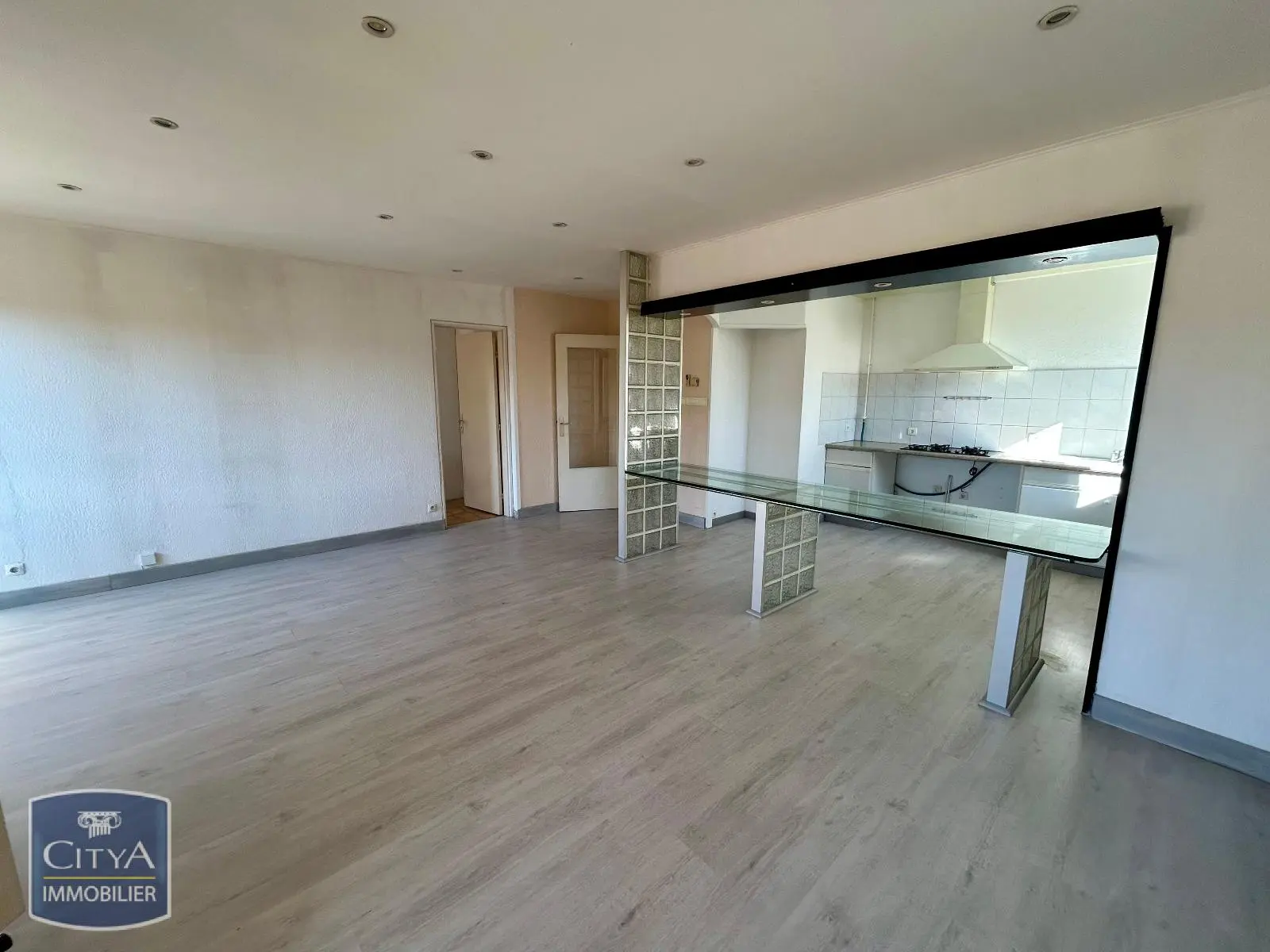 Photo 2 Appartement 4 pièces 88.08m²