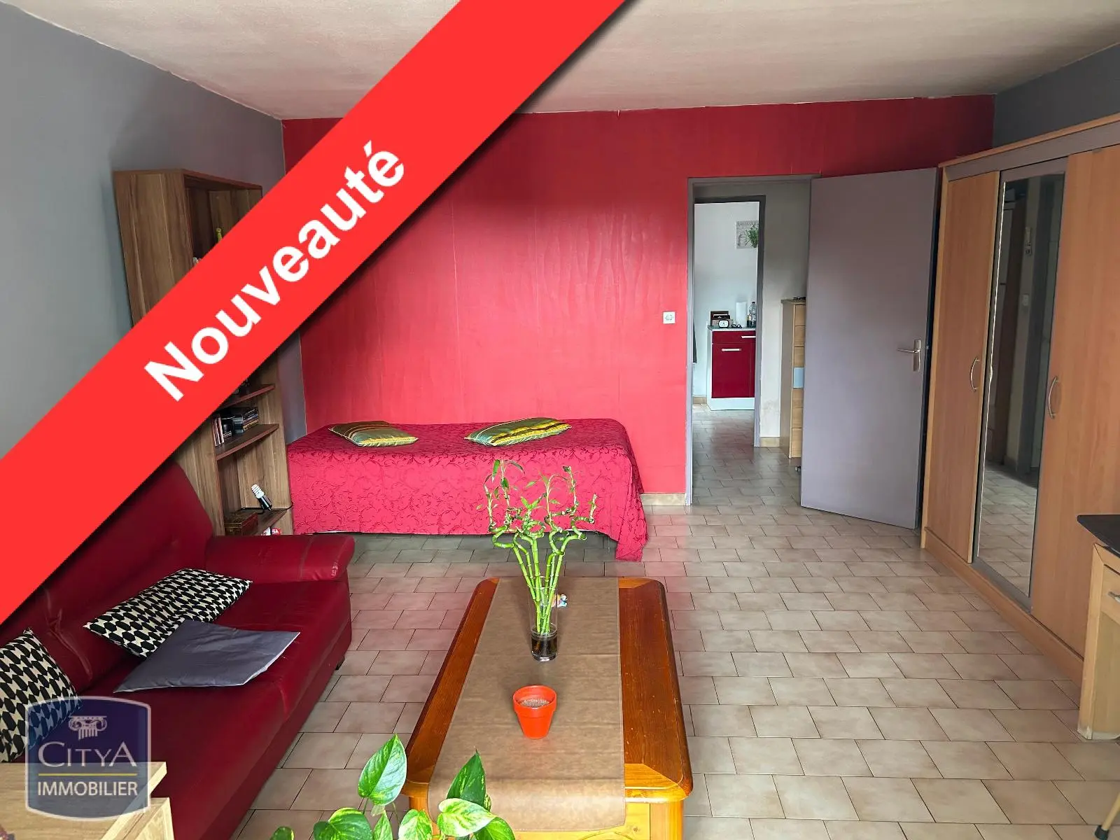 Photo 2 Appartement 1 pièce 40.1m²