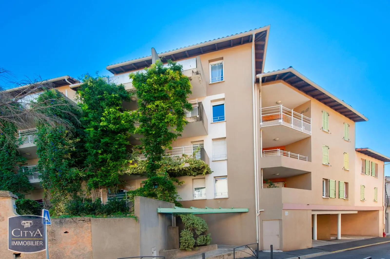 Photo 1 appartement Istres