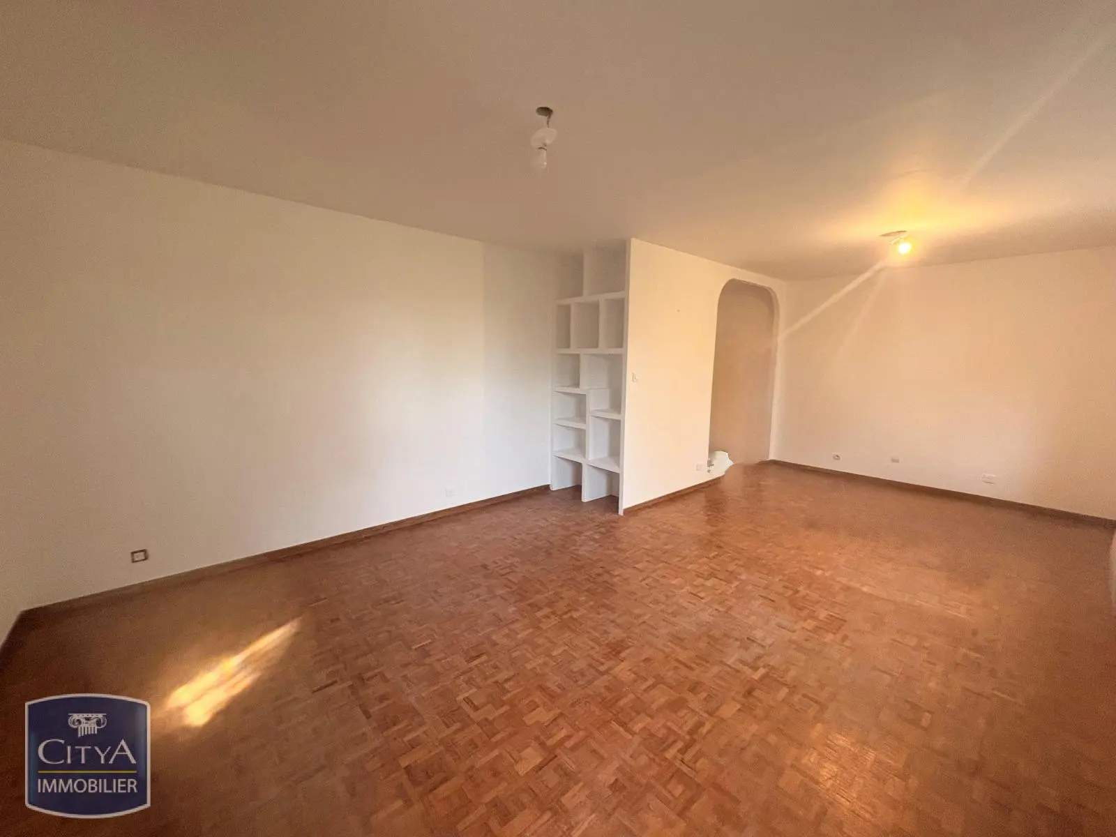 Photo 2 Appartement 4 pièces 80m²