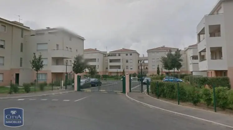 Photo 1 Parking 12m²