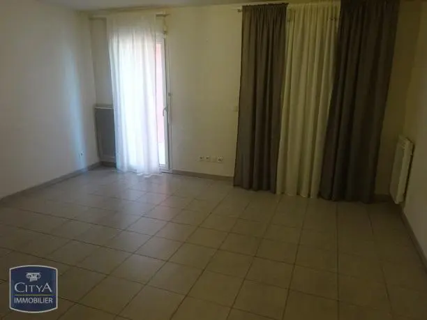 Photo 2 appartement Arles