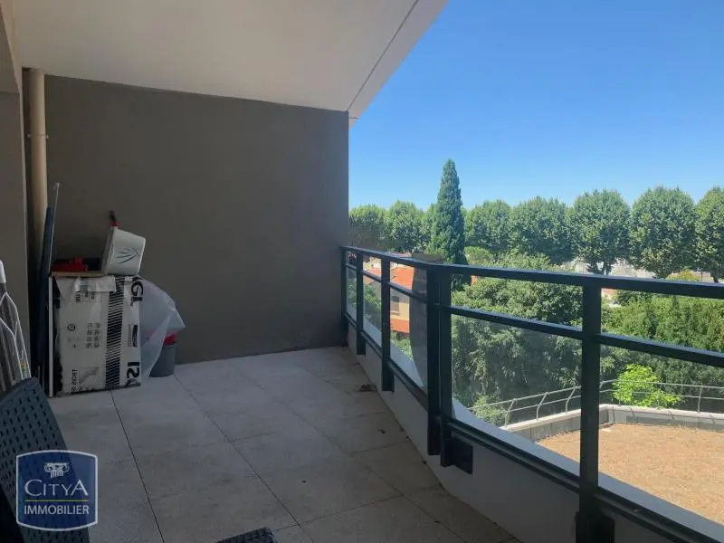 LOCATION T2