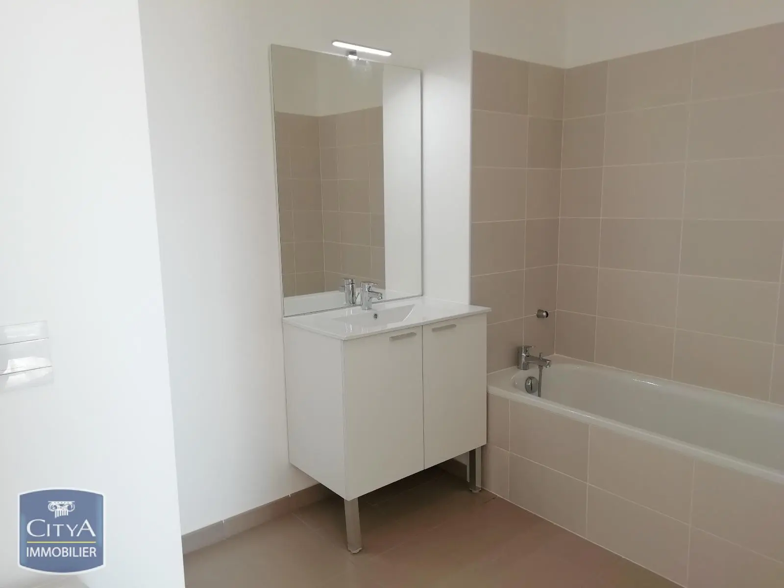 Photo 3 appartement Istres