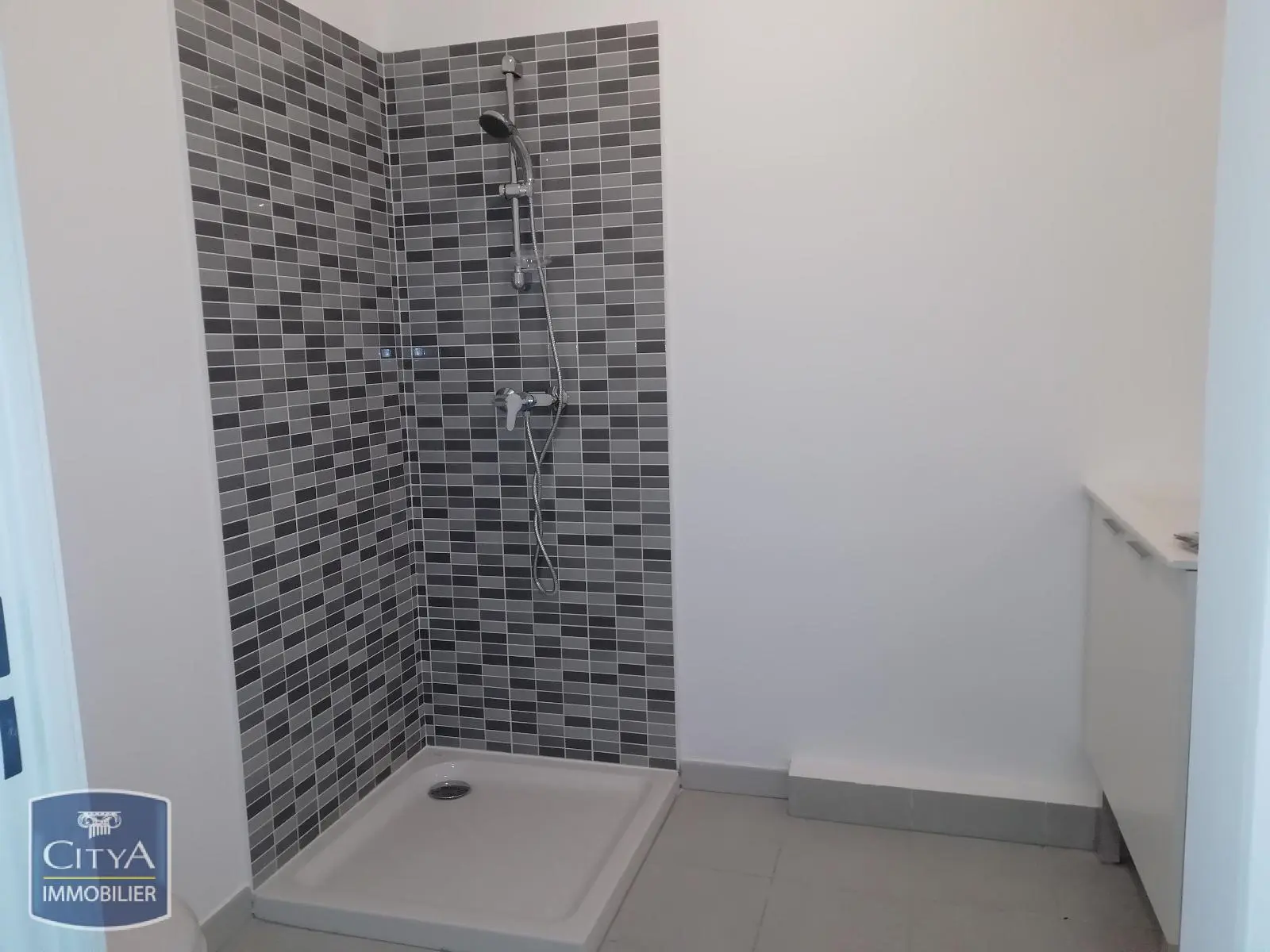 Photo 2 Appartement 1 pièce 20.65m²