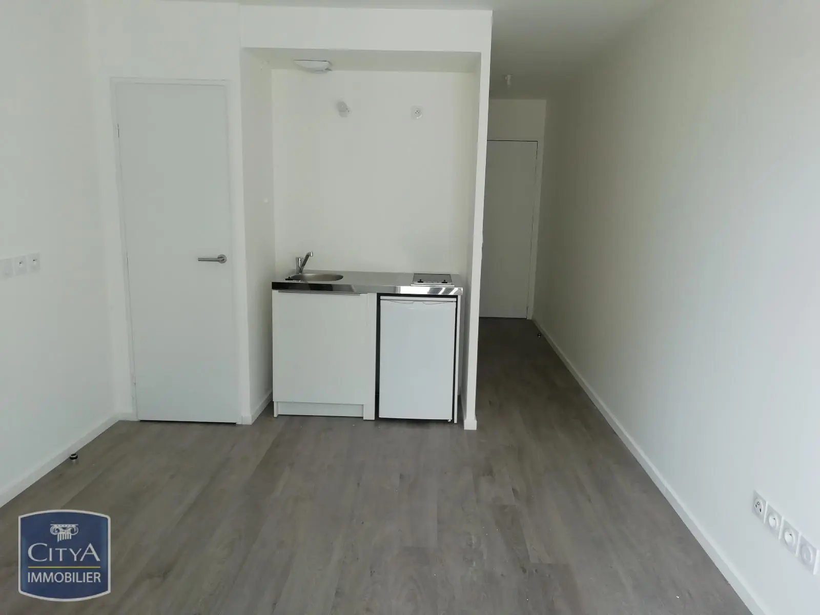 Photo 1 Appartement 1 pièce 20.65m²