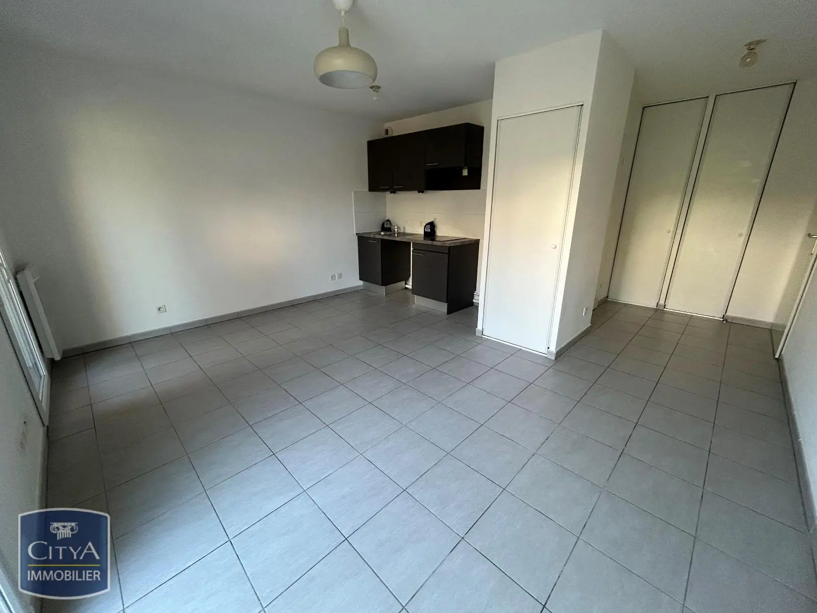 Photo 3 Appartement 1 pièce 28.05m²