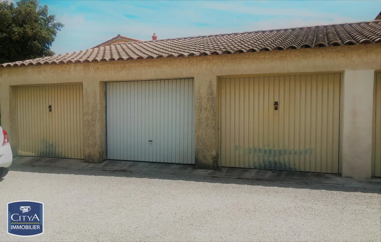 Photo 1 Parking 12m²