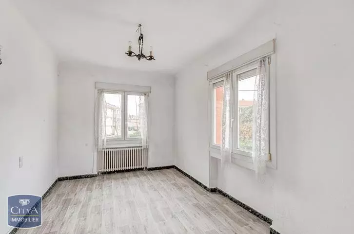 Illustration pour Appartement 1 pièce 21m² Photo Appartement 1 pièce 21m²