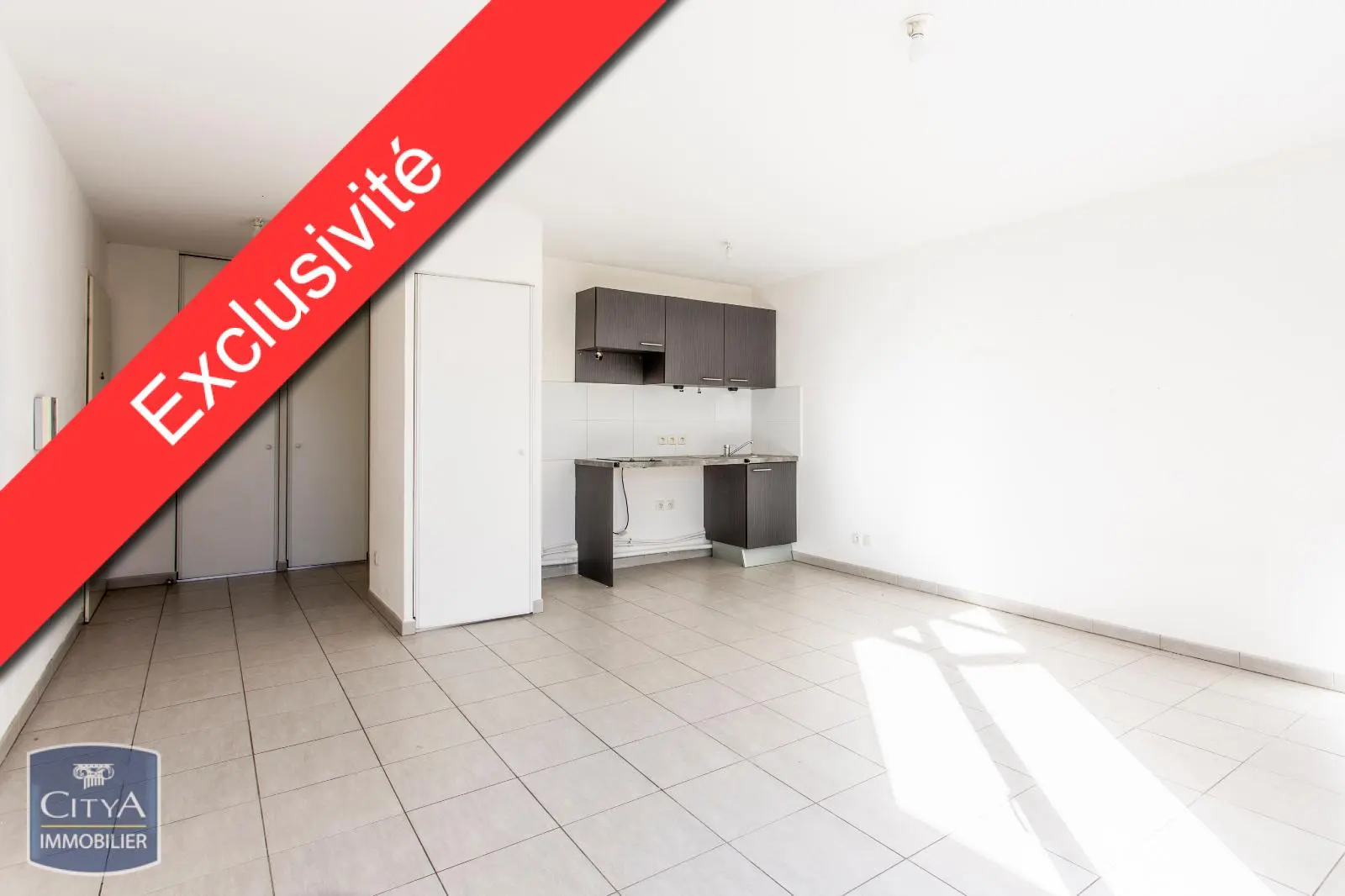 Photo 11 Appartement 1 pièce 33.08m²