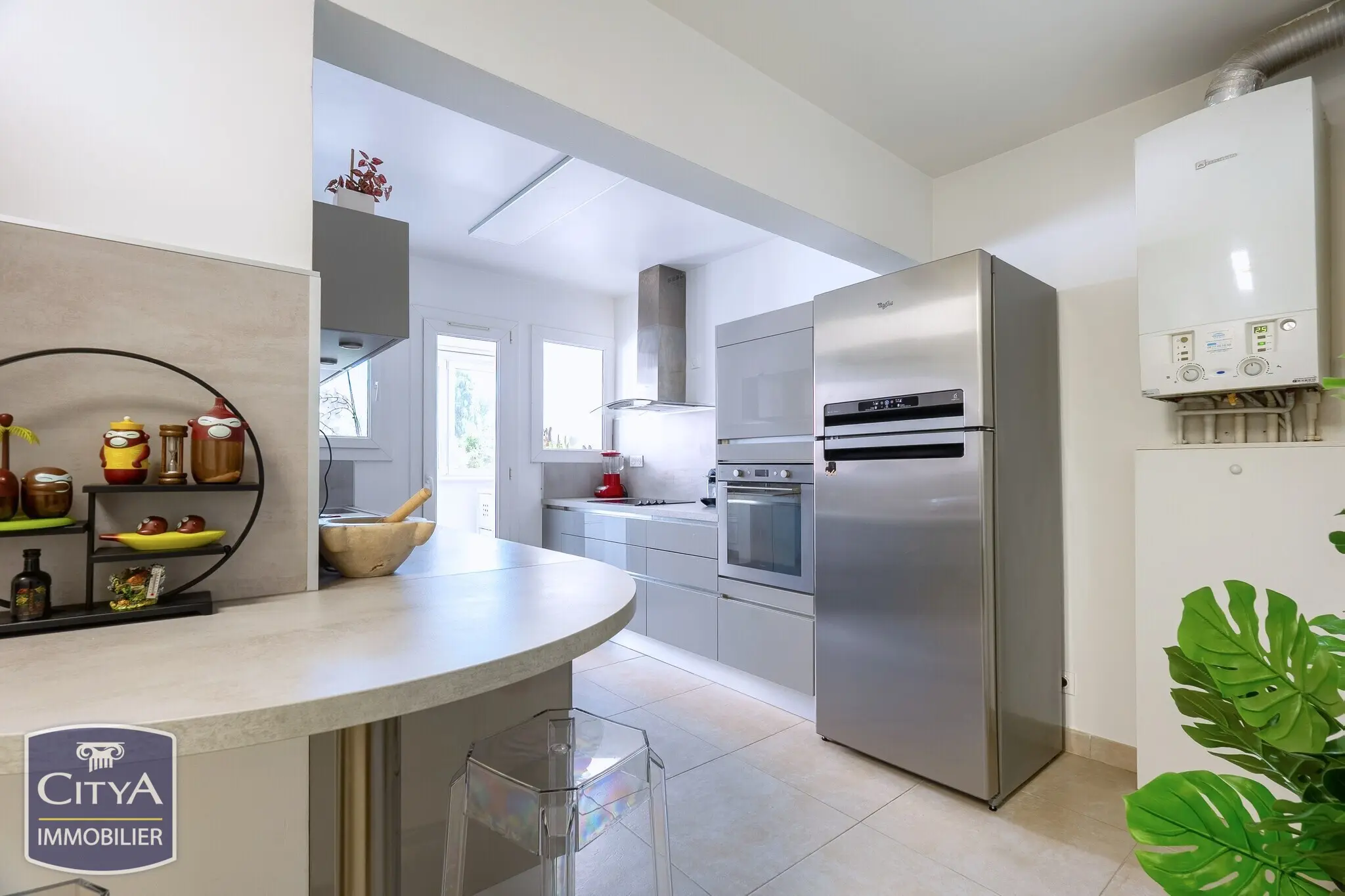 Photo 2 appartement Istres