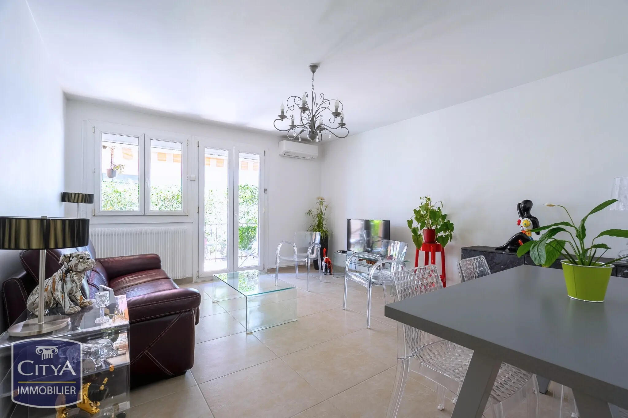 Photo 1 appartement Istres