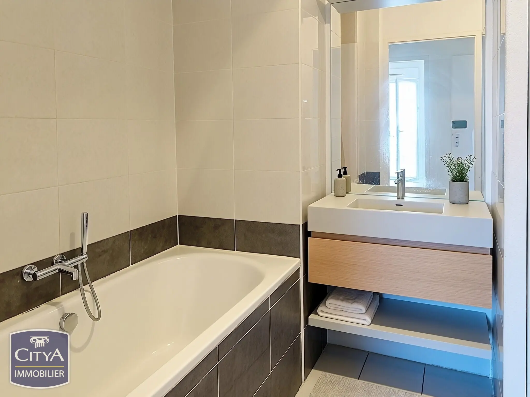 Photo 3 appartement Miramas