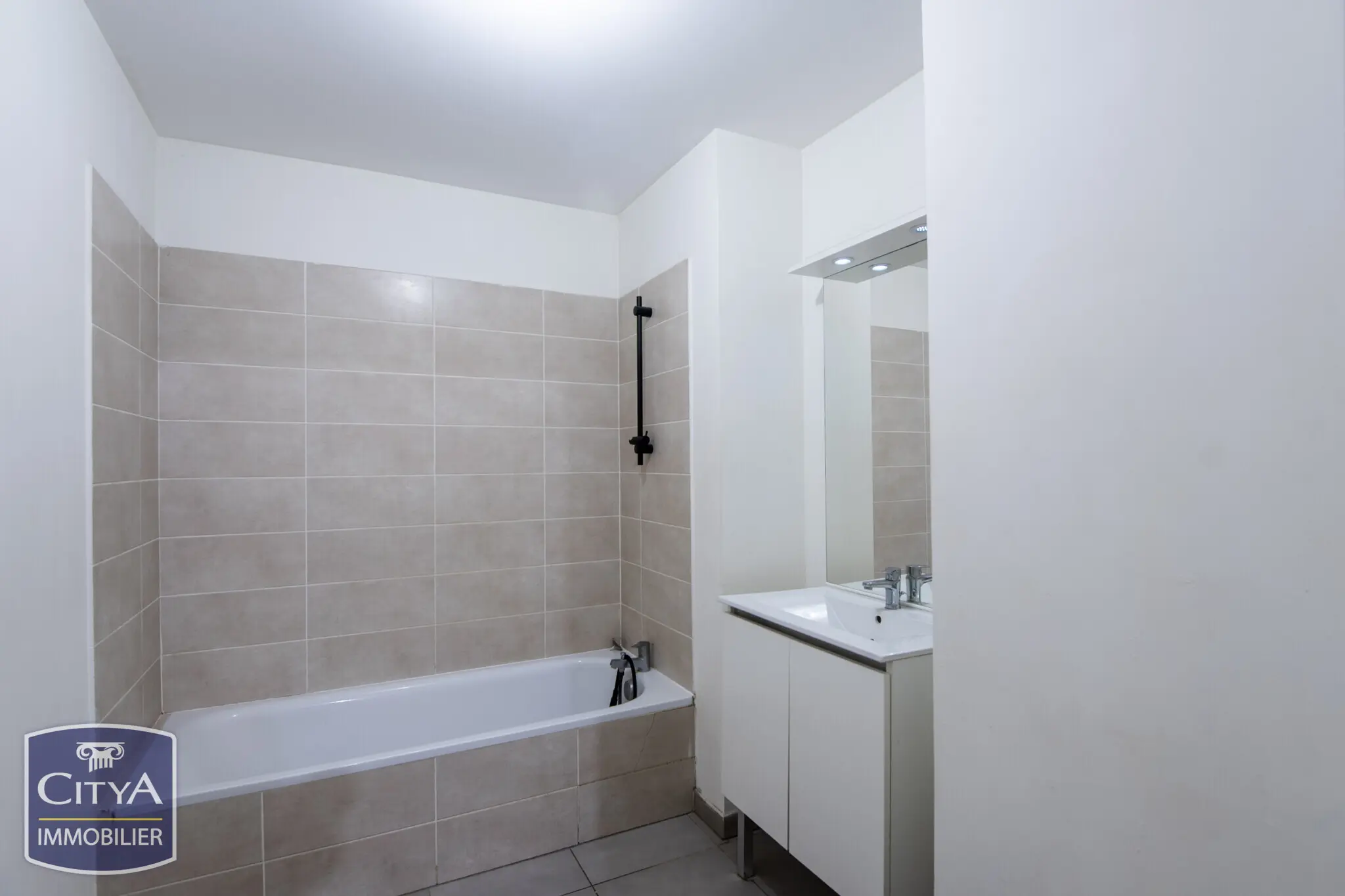 Photo 8 appartement Istres