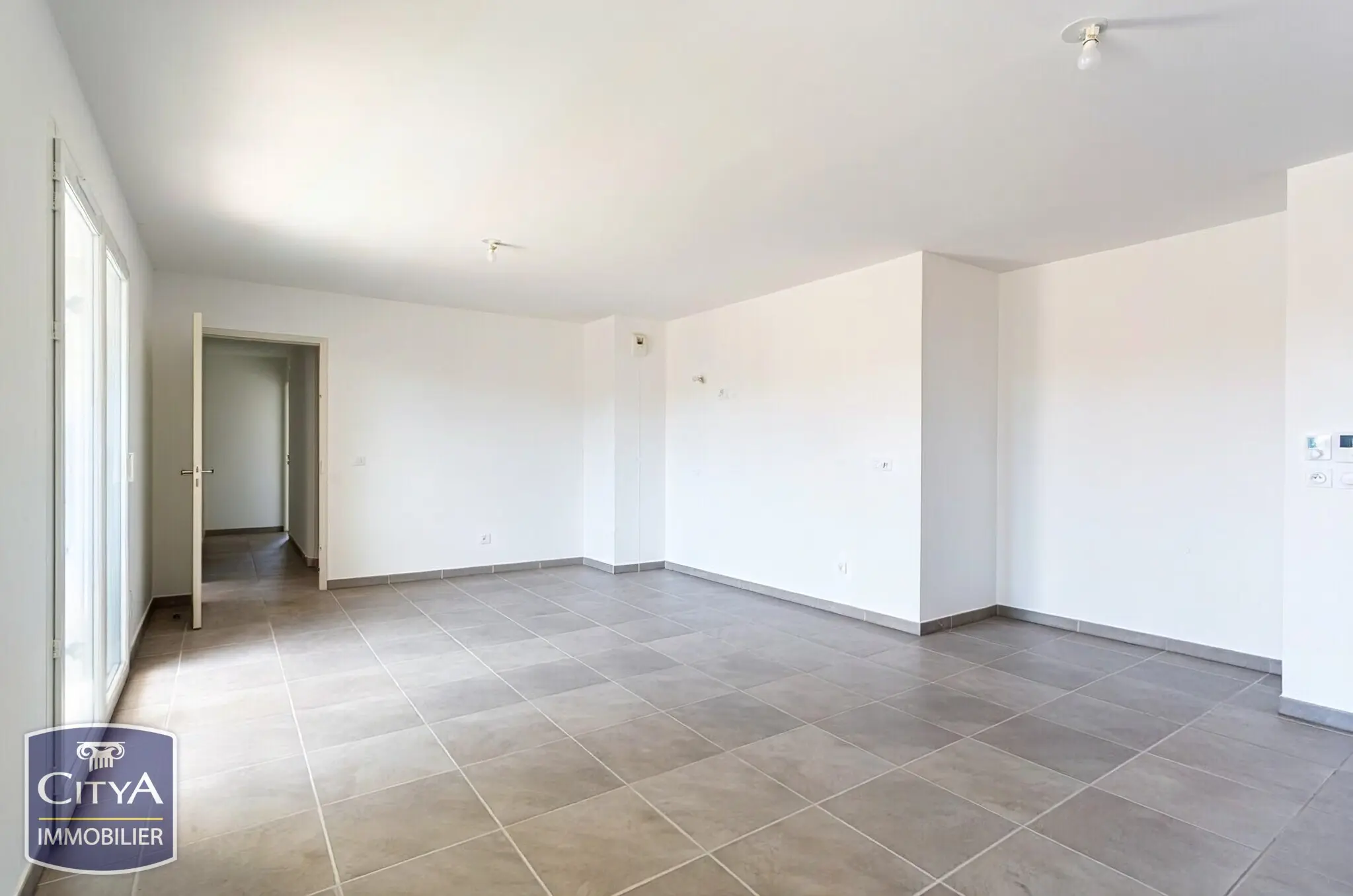 Photo 1 Appartement 4 pièces 94.17m²