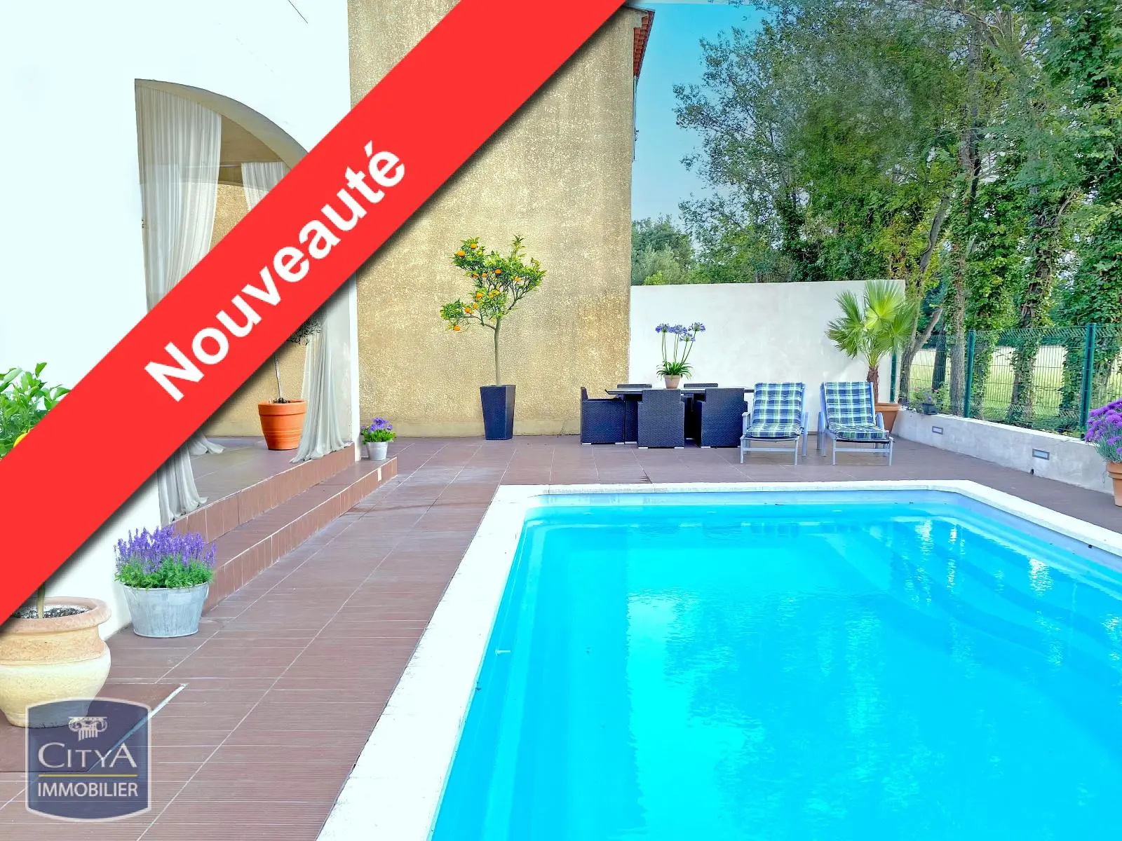 Photo 1 Maison 5 pièces 160m²