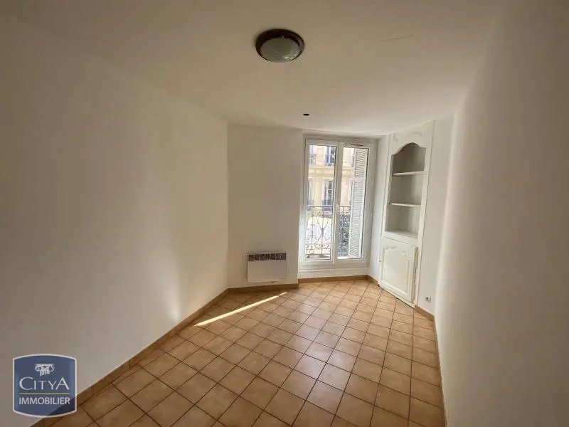 Photo 1 Appartement 1 pièce 16.38m²